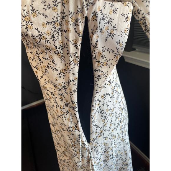 Cupcakes and Cashmere Roxbury Floral Mini Dress Size 6 - Picture 8 of 11